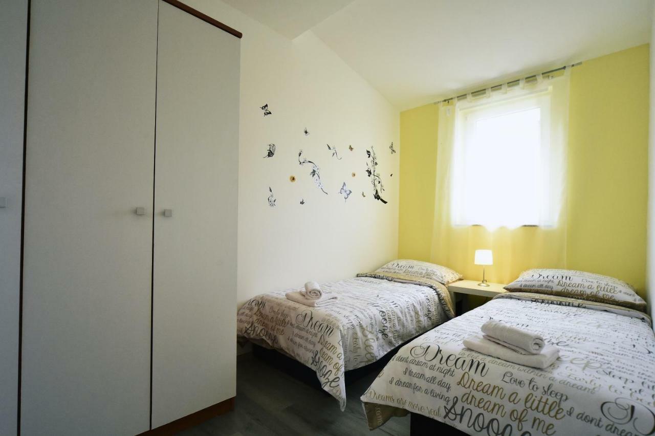 Apartments Trampi Marinici  Eksteriør billede